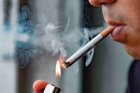 Solo el 4% de los fumadores que intentan dejar de fumar por su cuenta lo logran