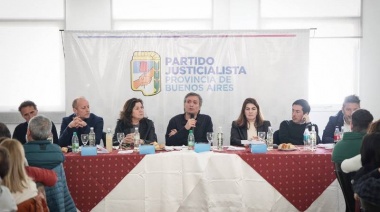 El PJ bonaerense ratifica apoyo al candidato presidencial, Sergio Massa y al gobernador Axel Kicillof